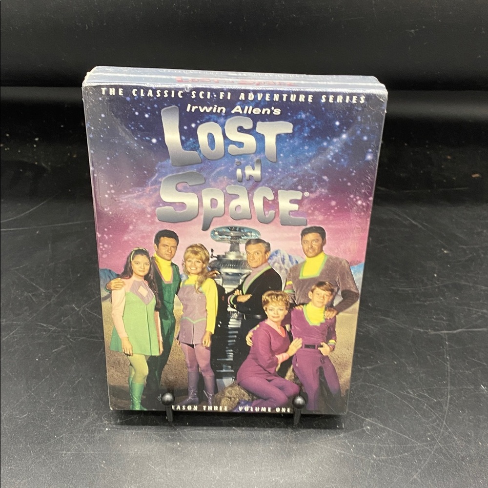 LOST IN SPACE   Season Three Volume one